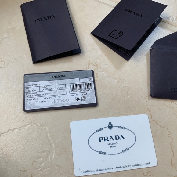 Prada - Picture 12 of 16